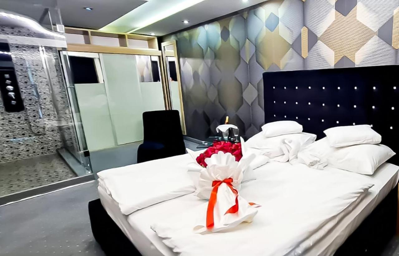 Biser Hotel Derventa Exteriör bild