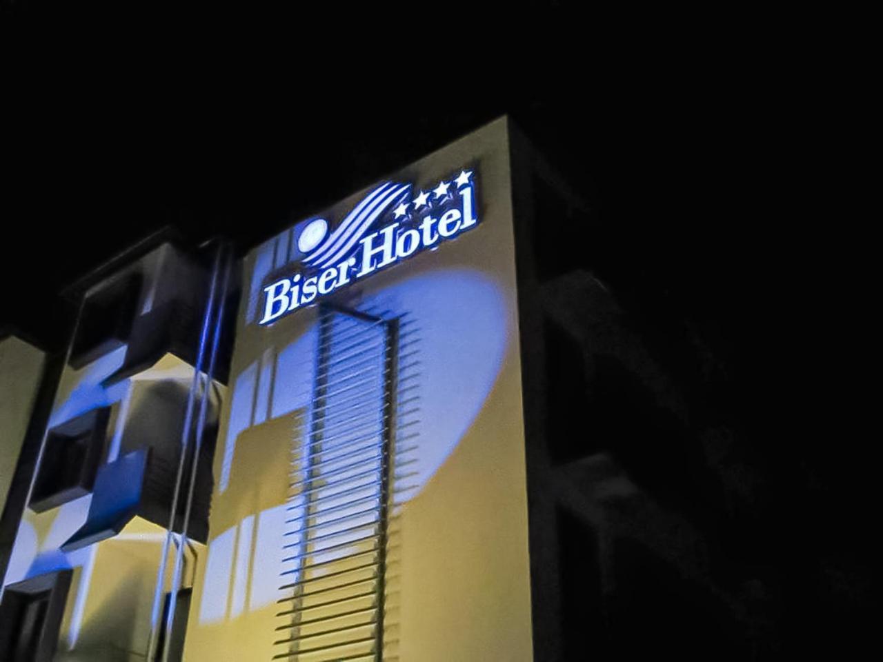 Biser Hotel Derventa Exteriör bild